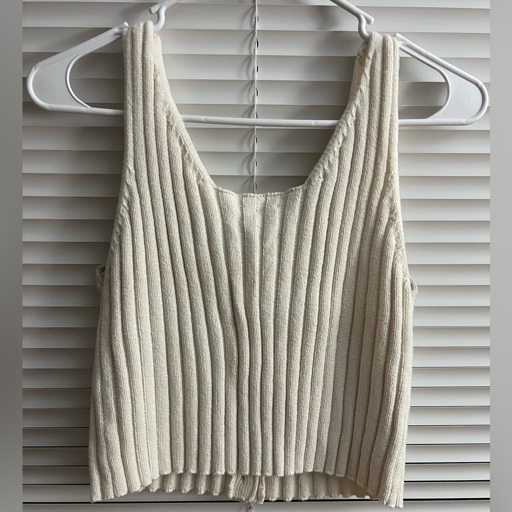 Sweater Tank Button Detail - Picture 2 of 2